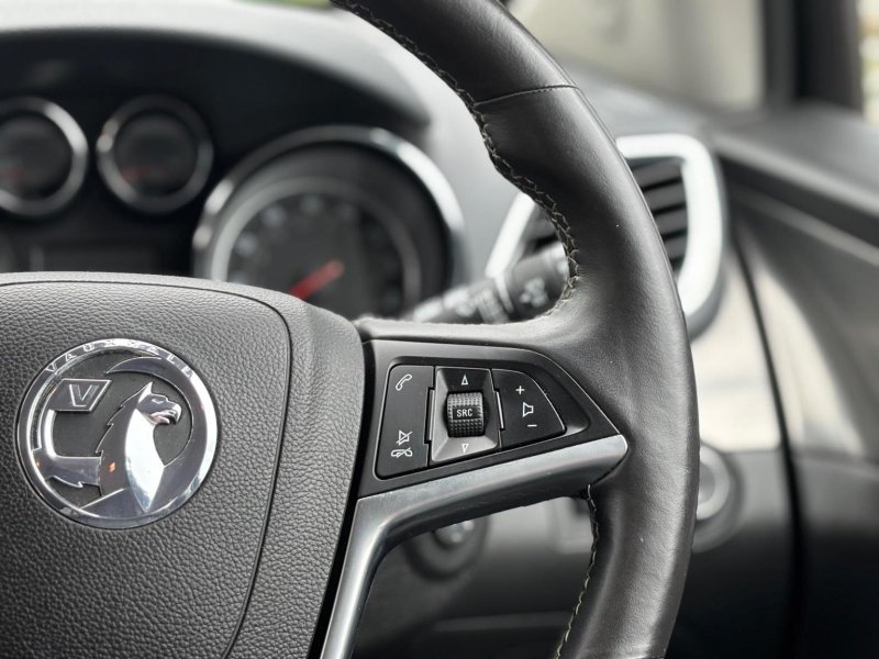 VAUXHALL MOKKA