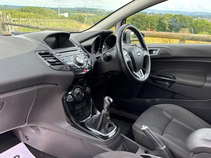FORD FIESTA