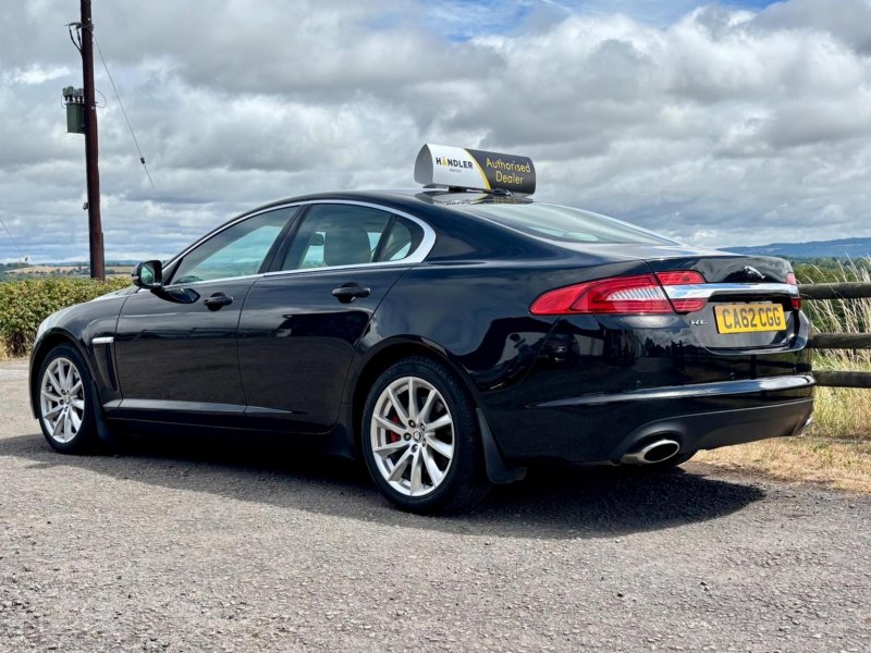 JAGUAR XF