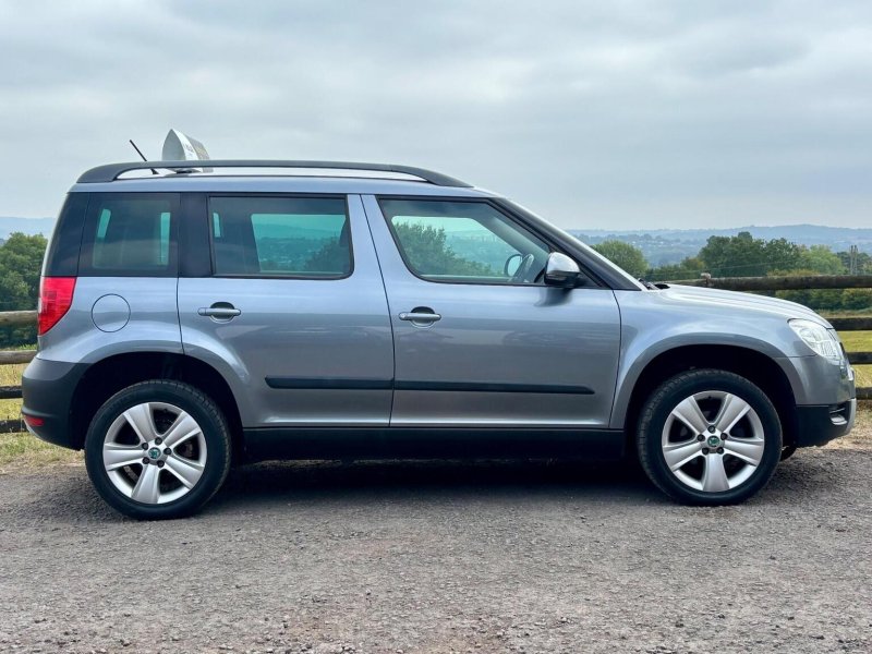 SKODA YETI