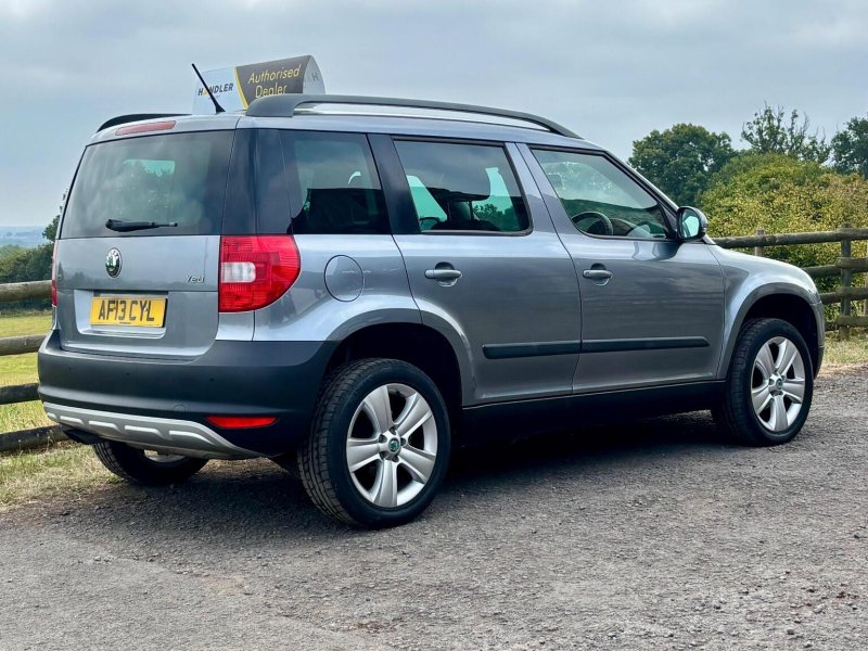SKODA YETI