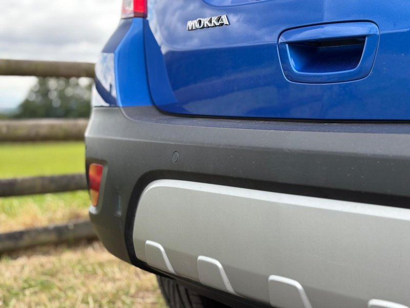 VAUXHALL MOKKA