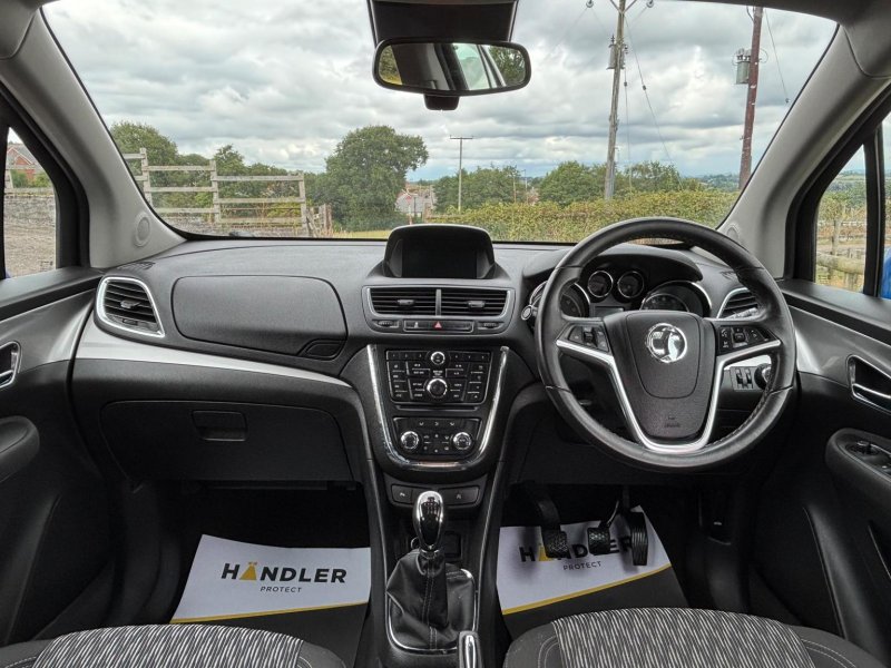VAUXHALL MOKKA