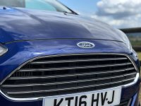 FORD FIESTA VAN