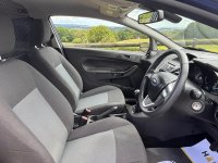 FORD FIESTA VAN