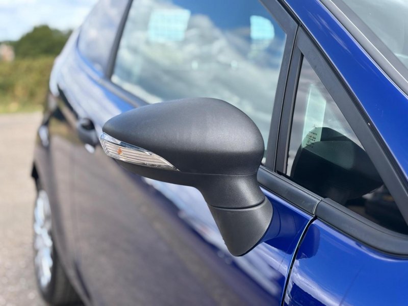 FORD FIESTA VAN