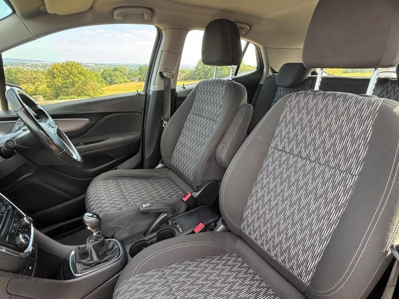 VAUXHALL MOKKA